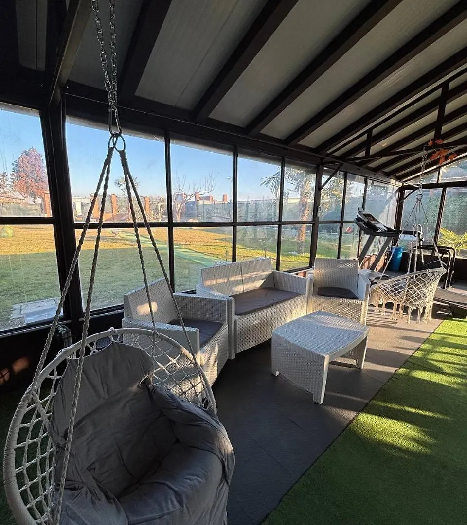 Mambo House Apartment Milan Italy