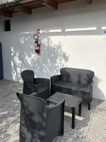 Mambo House Apartment Milan Italy