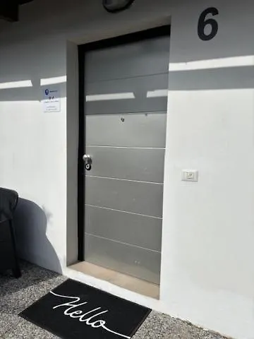 Mambo House Apartment Milan Italy
