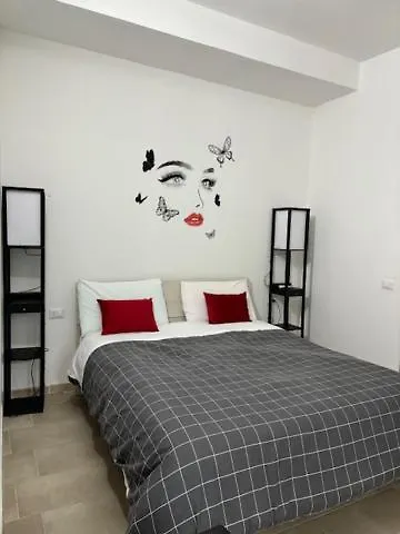 Mambo House Apartment Milan Italy